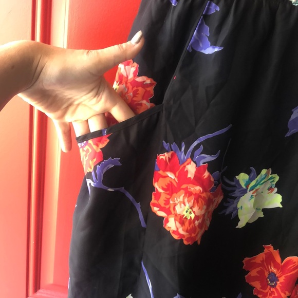 M American Eagle Floral Dress - Picture 4 of 5